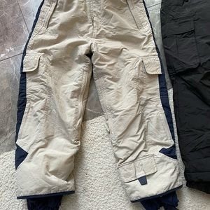 Boys snowboard pants size 8 like new- worn 1 season